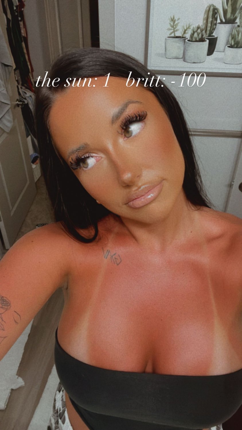 Brittneay #tCECi0gs