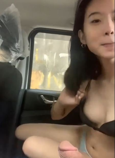 Asia Sex Bf - cute asian fucks boyfriend in a car - Porn - EroMe
