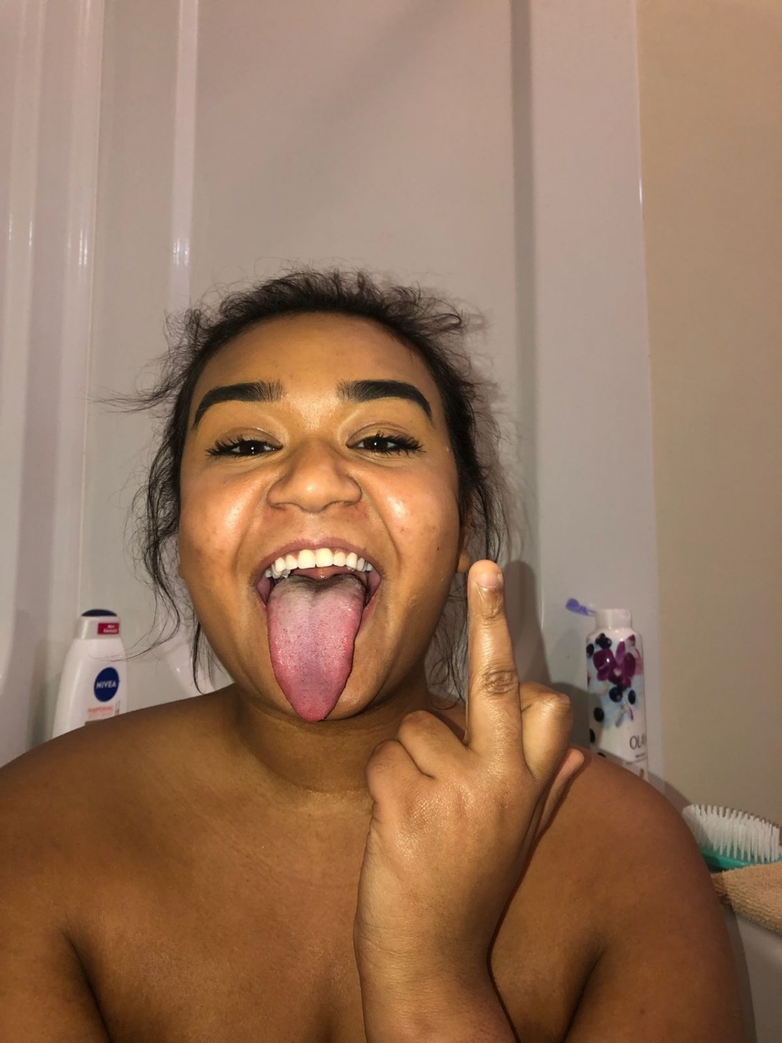 Asian Slut Facials - Brown Asian Slut with a Toothbrush Up her Ass - Porn - EroMe