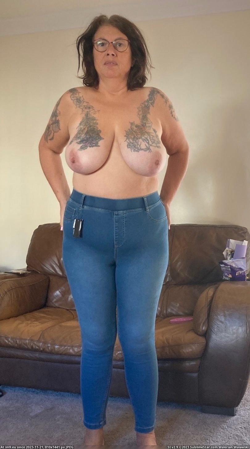 Louise Jarvis is my favorite sexy mature lady. She is sooo hot! #uoO6zYKU