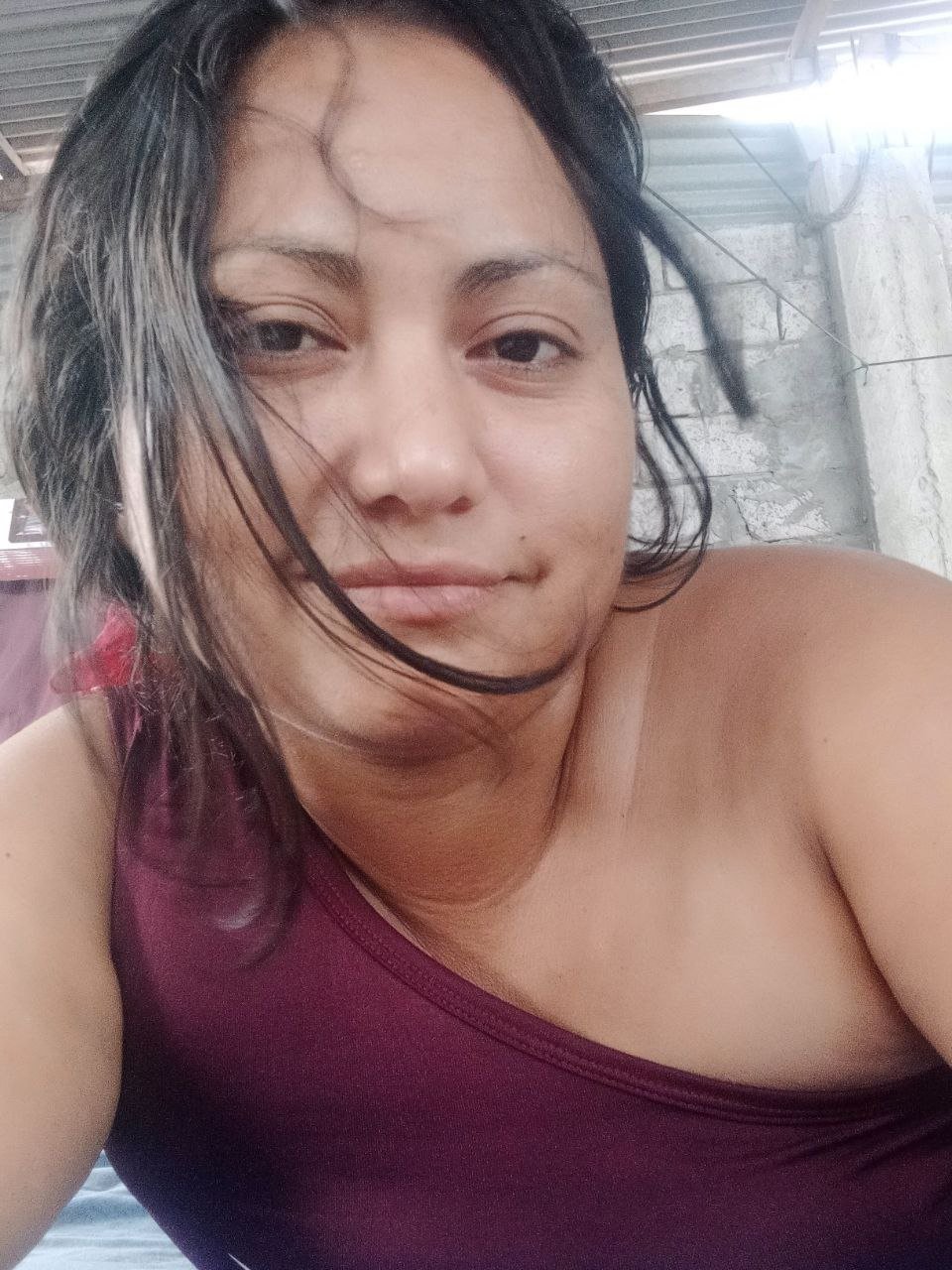 Madura ecuatoriana #7DhQSK9d