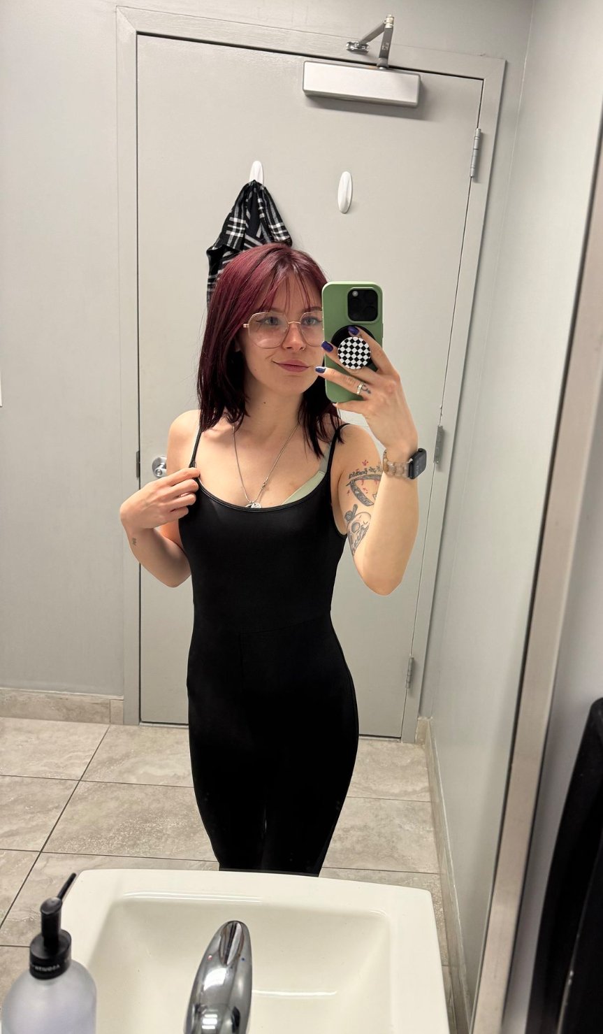 Skinny Bitch. On off #iqCMQu84