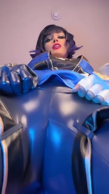 Cosplay close up #YFm18dQ1