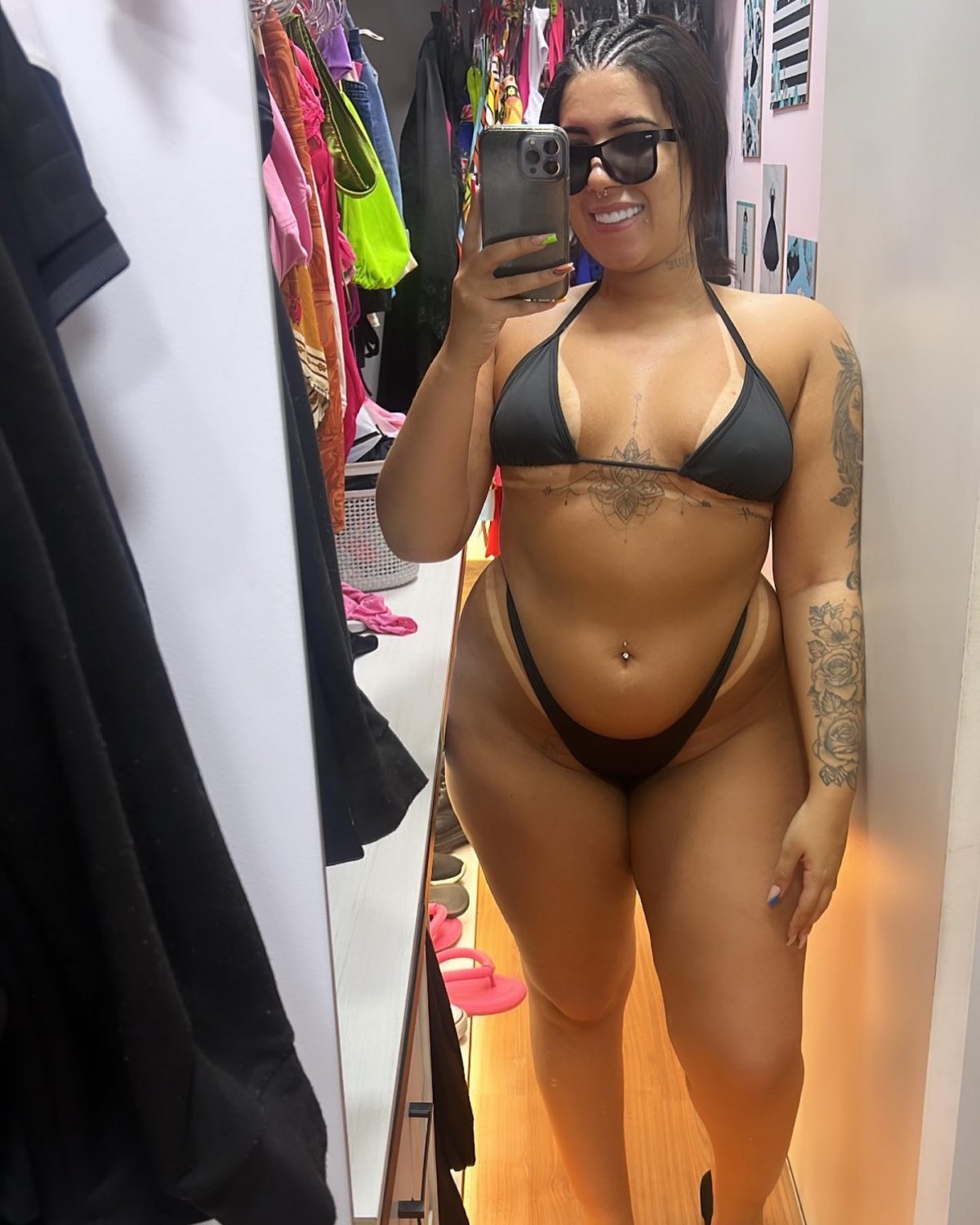 MANUUVILELA CAVALONA #1EvUYKof