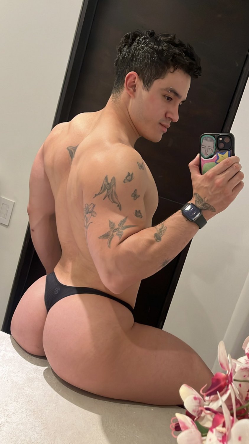 ANGELITO 💫🇨🇴 HOT LIL BOTTOM 🍆🍒🍑💦 #uhctNq4m