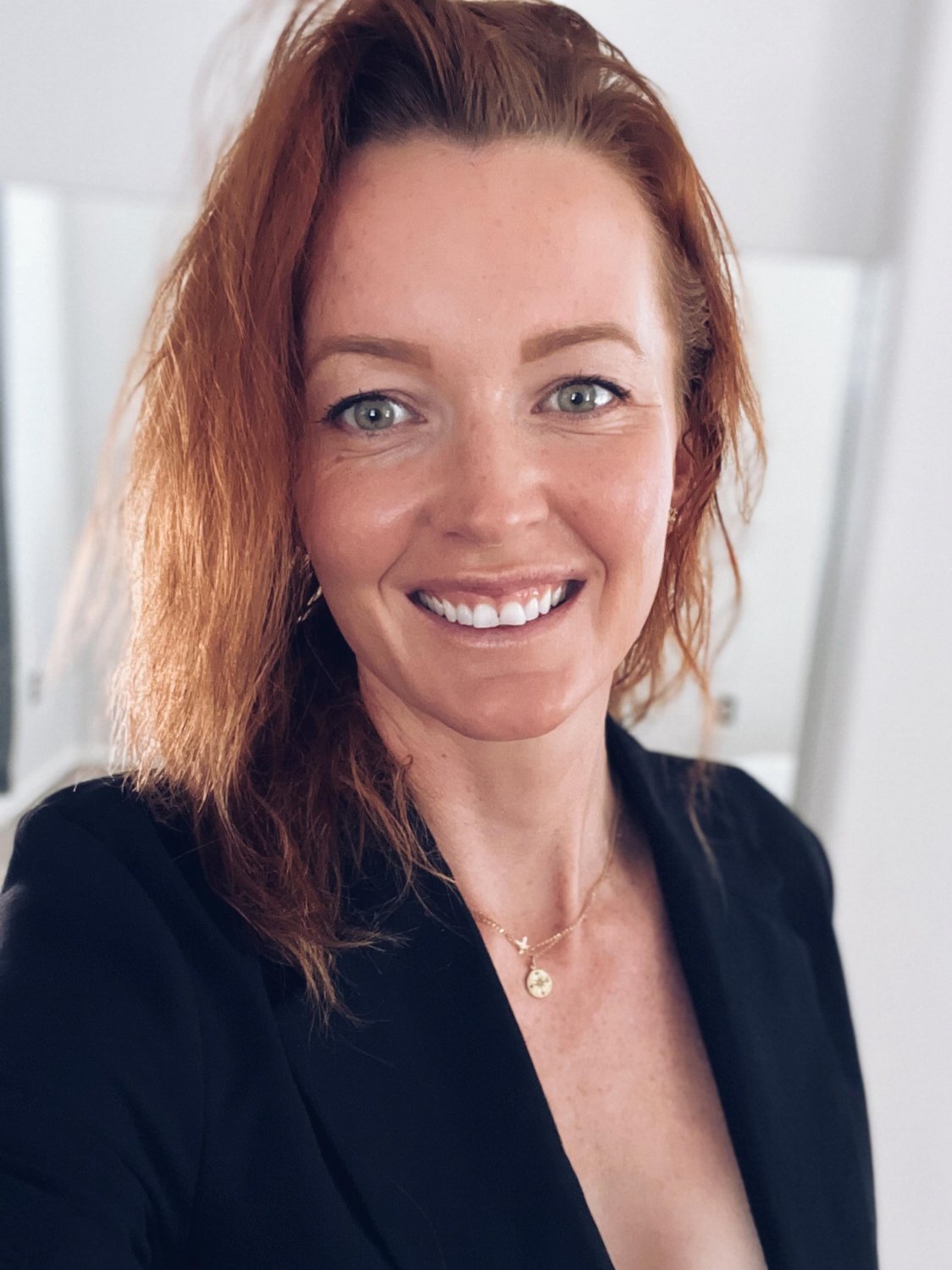 Redhead milf naked #zouZK3mz